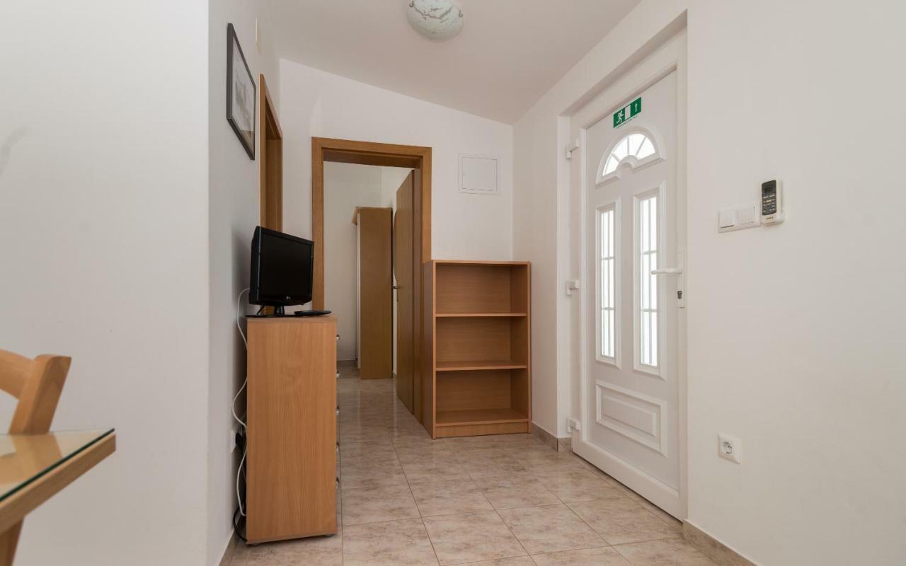 Apartmani Medar ブラチェ エクステリア 写真