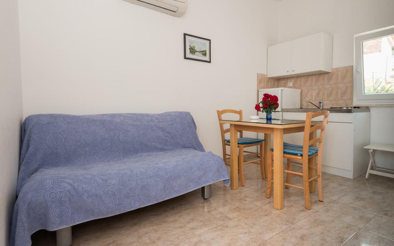 Apartmani Medar ブラチェ エクステリア 写真